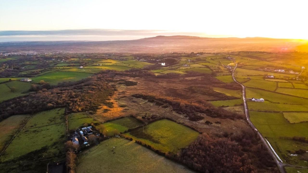 An Teach Glas Maghera  Bagian luar foto